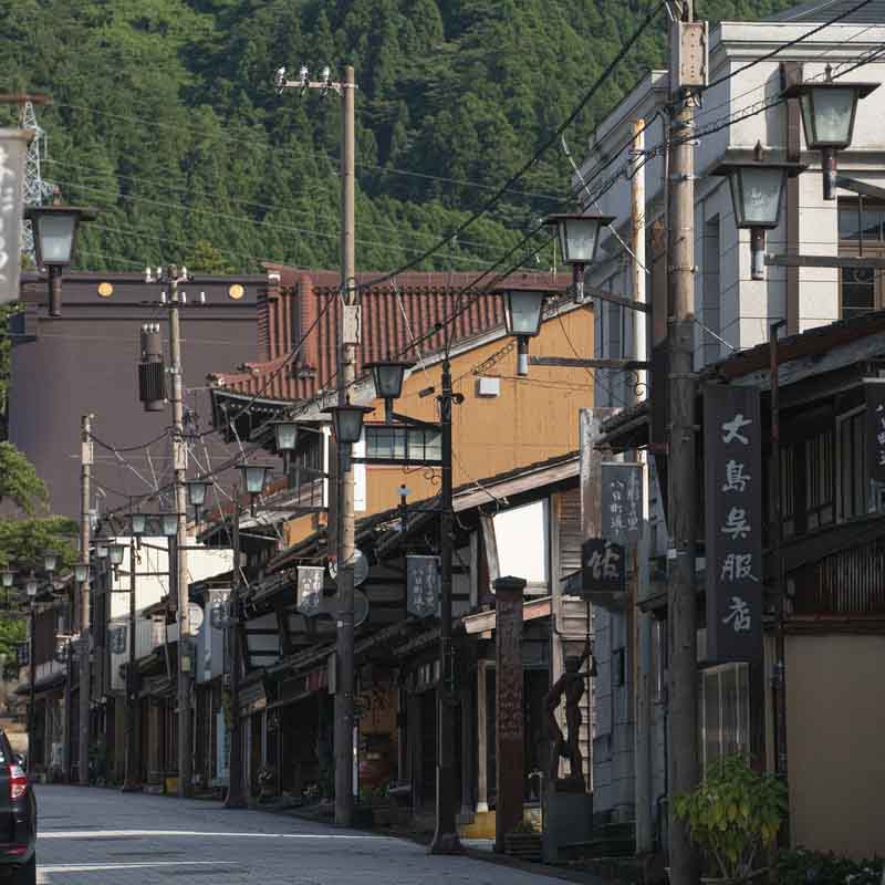 井波の象徴的な門前通り、八日町通りの画像